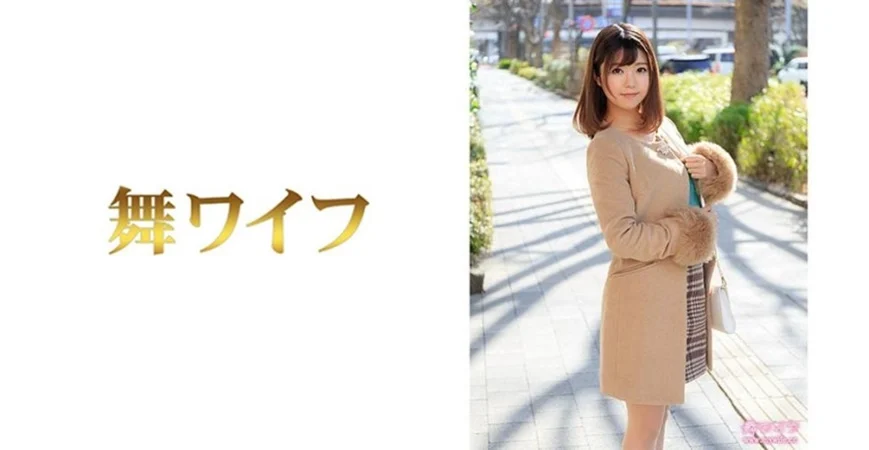 颜值不错黄发妹子全裸道具自慰 椅子上振动棒插菊花道具JJ抽插逼逼粉嫩 很是诱惑喜欢不要错过